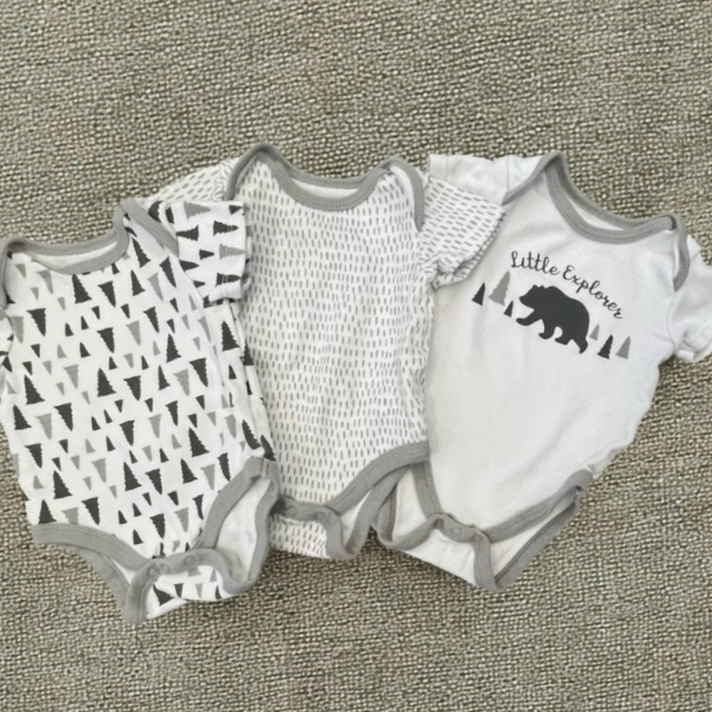 Sterling Baby Set of 3 Bodysuits